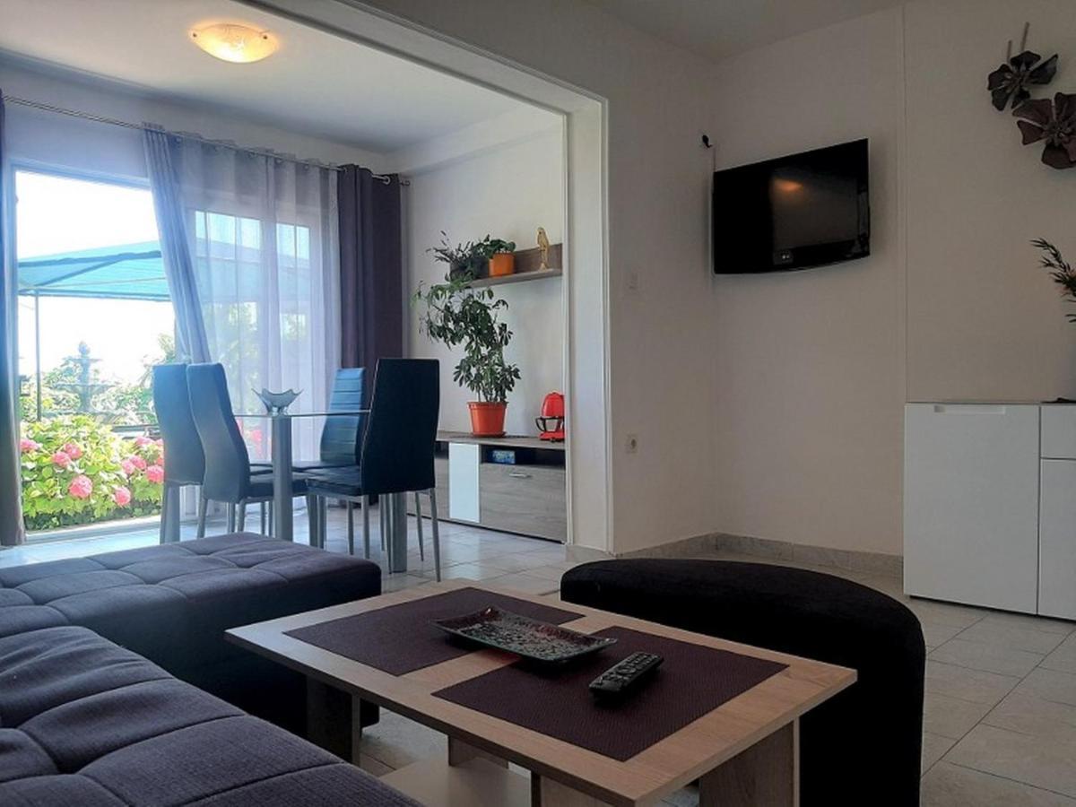 Apartments Nada Krk Island Eksteriør billede